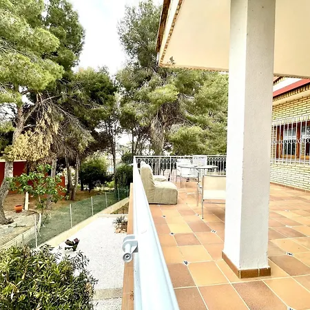 Campoamor Villa