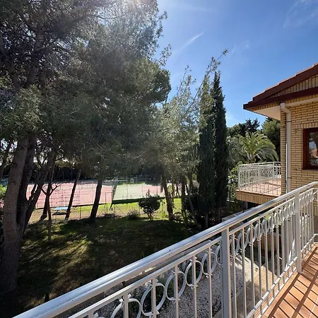 Campoamor Villa